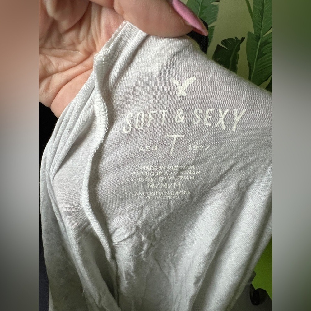 American Eagle Soft & Sexy T-Shirt Women Medium White - Picture 6 of 7